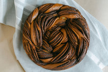 Load image into Gallery viewer, XL Round Babka
